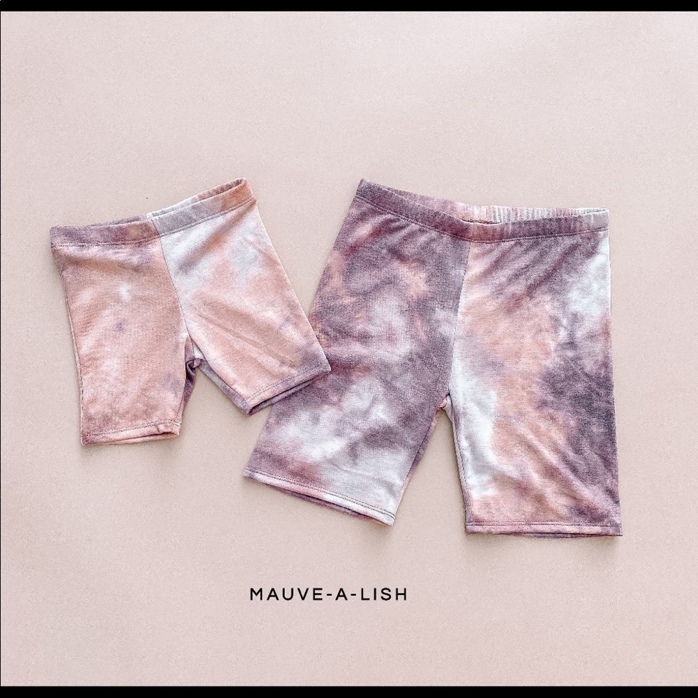 Muave matching tie dye bike shorts 😍